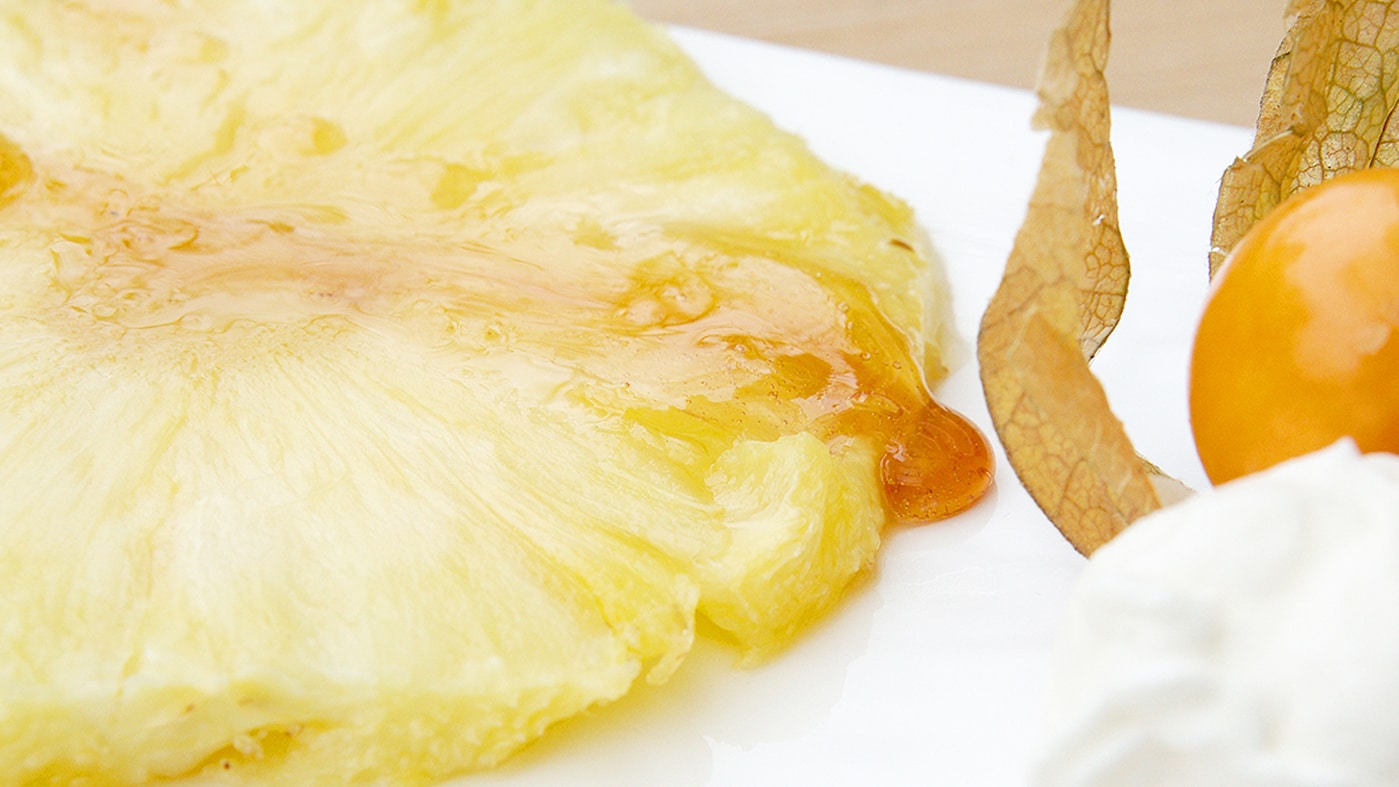 Gegrilltes Ananas Carpaccio mit Prosecco