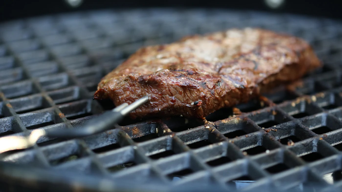 Niedrigtemperaturgaren mit dem Outdoorchef Gasgrill - Trichter-Standardposition