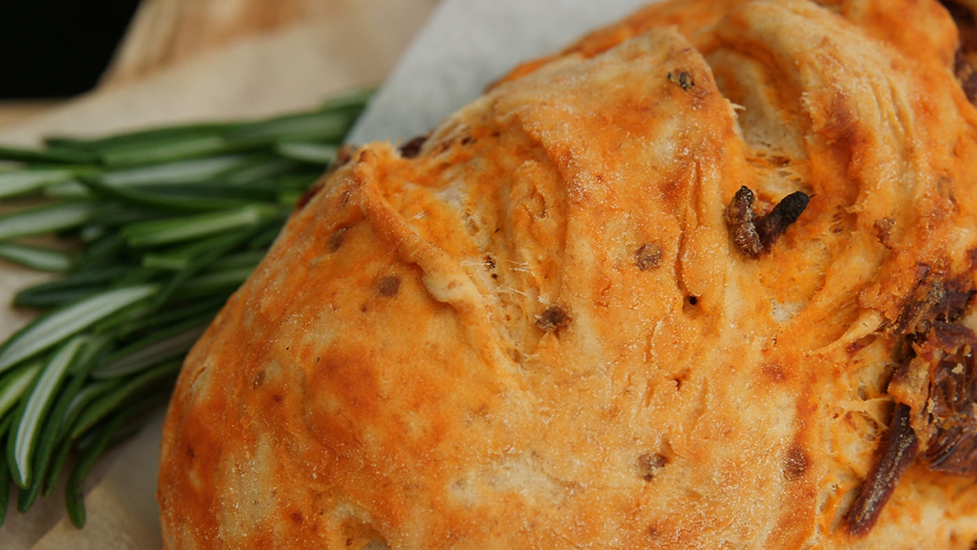 Tomaten- und Olivenbrot - Outdoorchef - Magazin