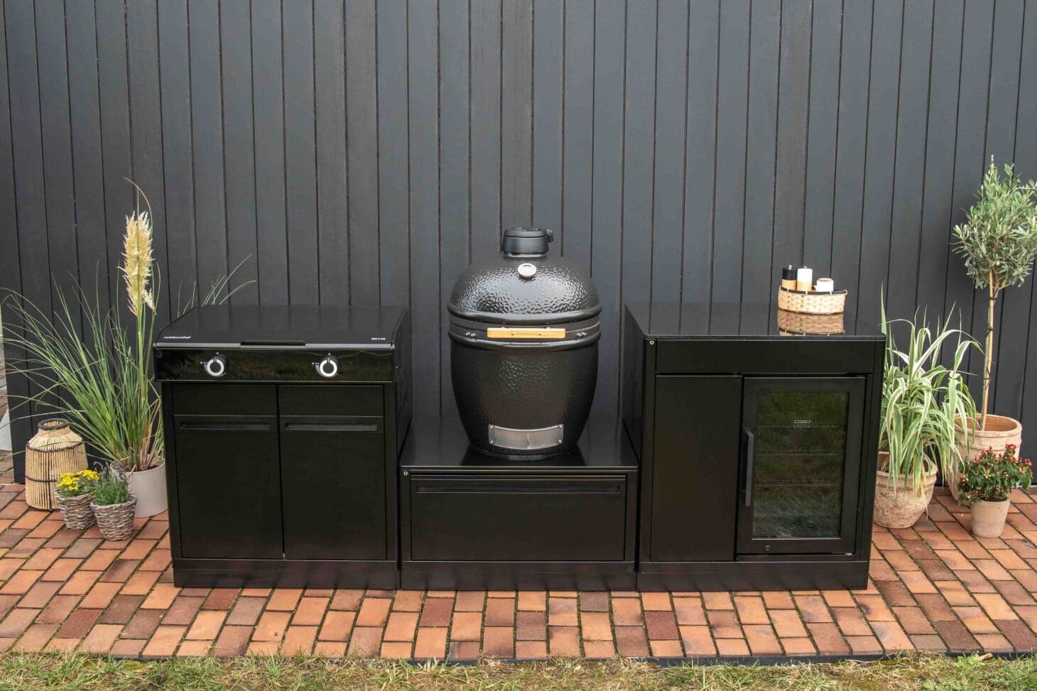 Strahlend schön und langlebig: So pflegst du deine Outdoorküche richtig